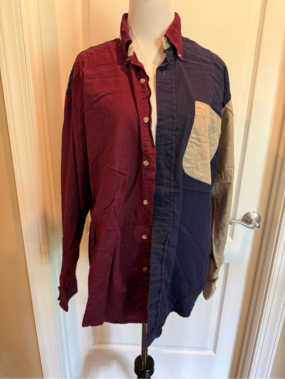 Men's Colorblock Button-Up Shirt in Burgundy, Navy & Tan